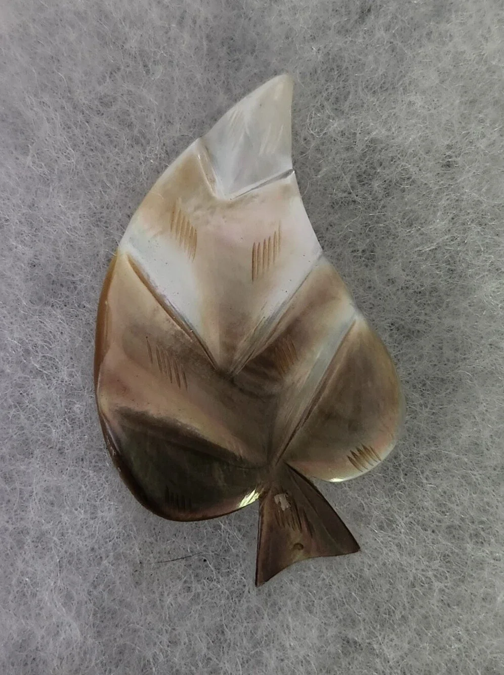 Carved Leaf Shell Brooch in Iridescent Brown and Cream